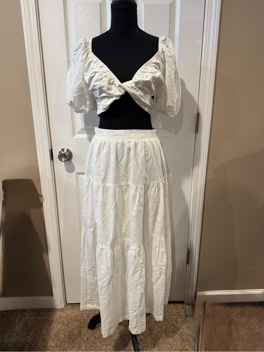 Petal and pup linen blend two piece set size 6 skirt and size 4 top